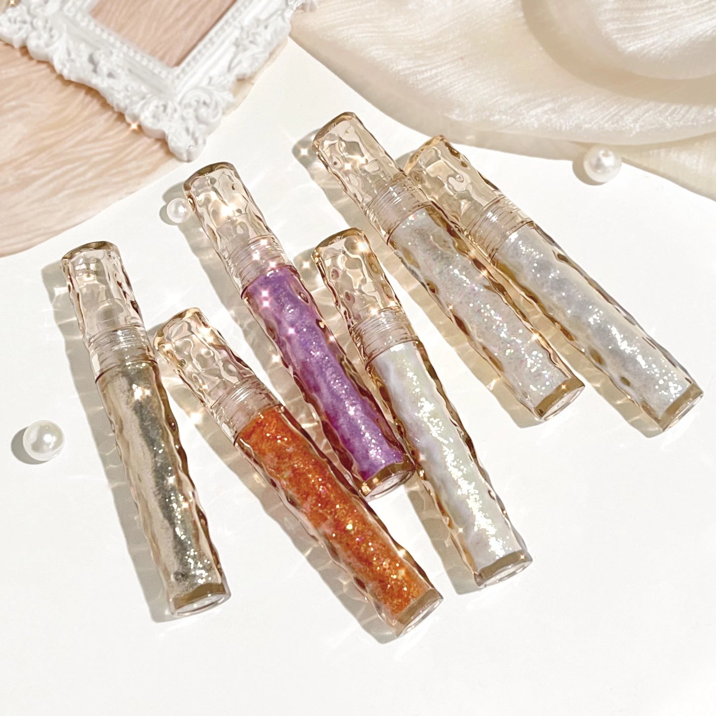 Flowing Light Liquid Eyeshadow - Sparkling Pearlescent Diamond Highlighter