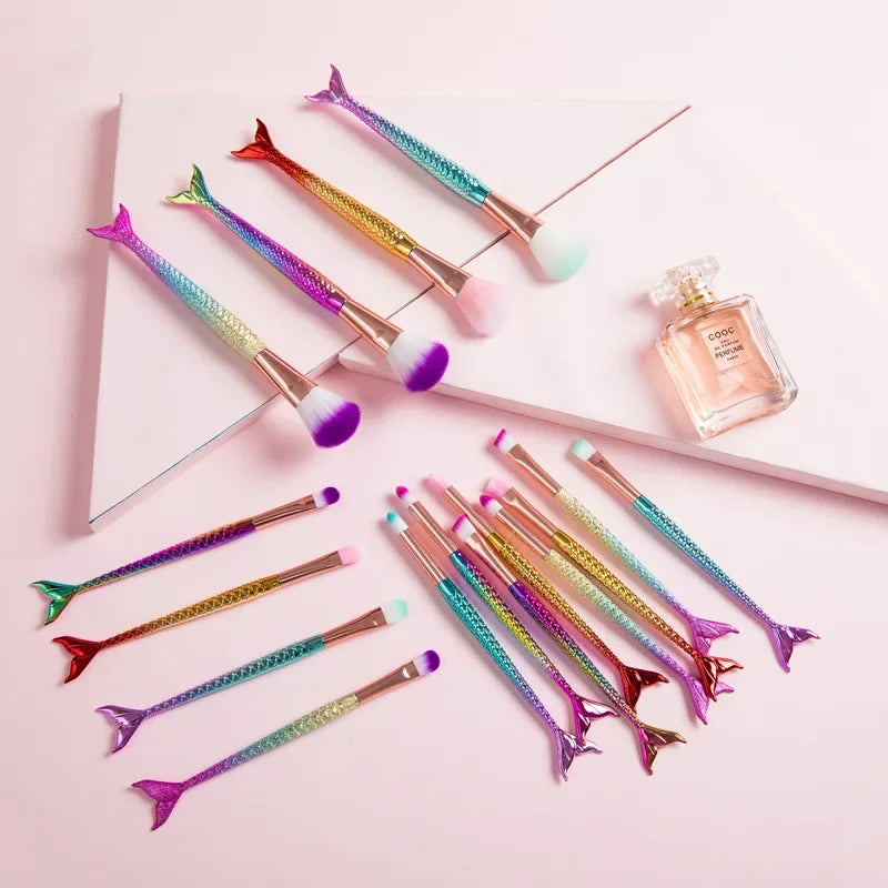 Mermaid Gradient Makeup Brush Set - 4 Piece Professional Cosmetic Kit