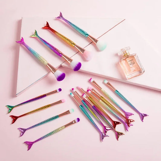 Mermaid Gradient Makeup Brush Set - 4 Piece Professional Cosmetic Kit