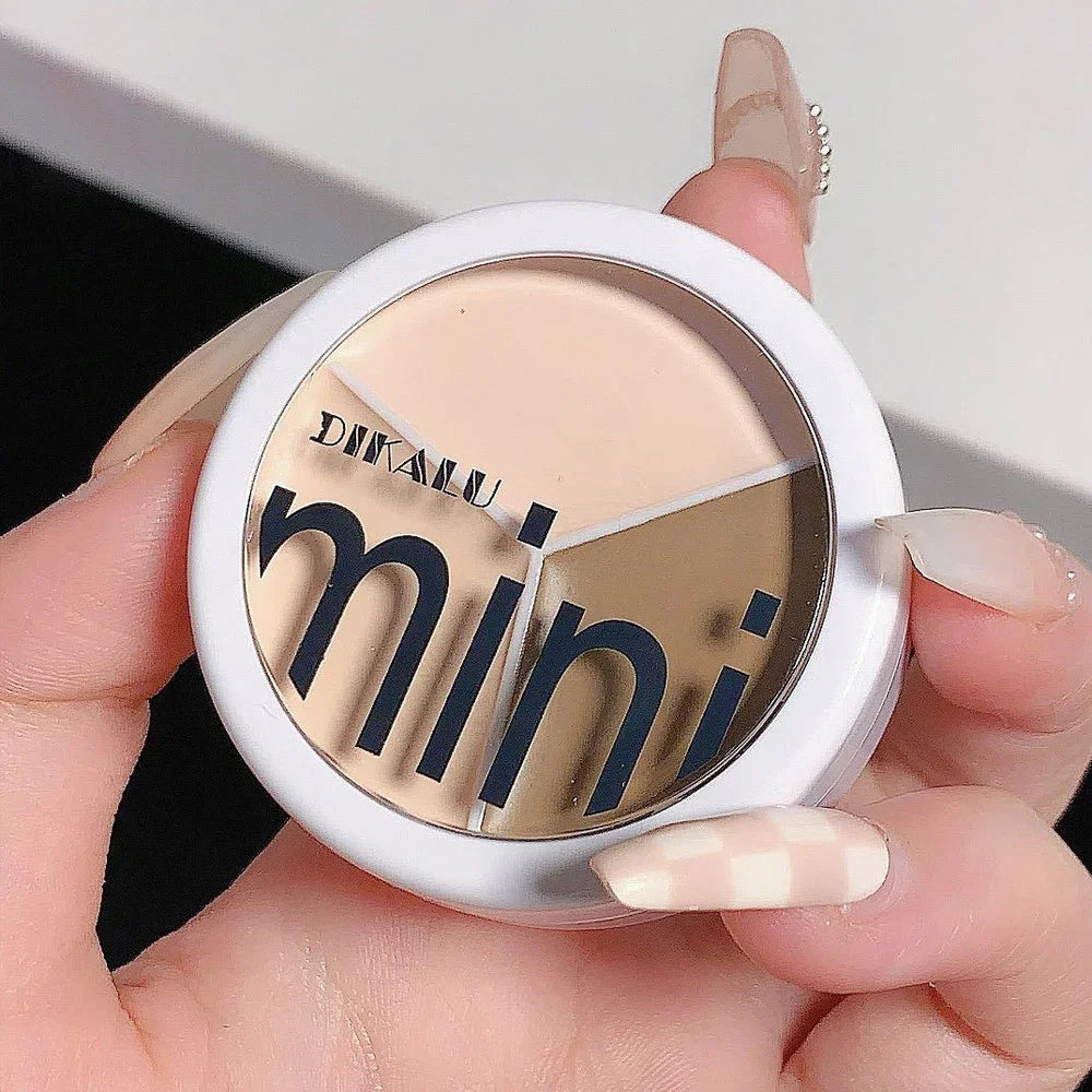 3 Colors Contour Concealer Palette with Brush - Moisturizing Full Coverage