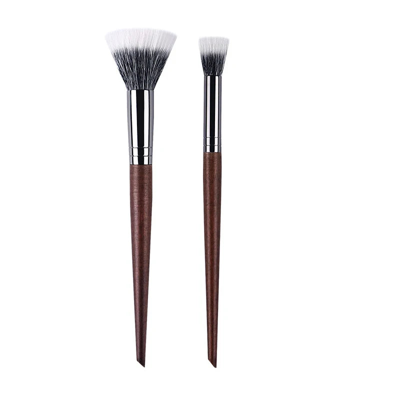 Natural Wood & Goat Hair Stippling Makeup Brush - Professional Powder & Contour Blending